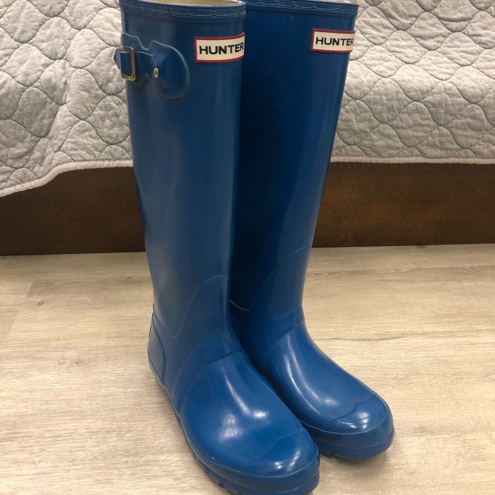 Hunter rain boots size 8